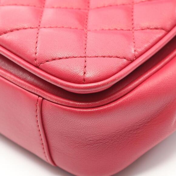 CHANEL Matelasse Shoulder Bag in Lambskin Leather, Women's, Pink - Picture 7 of 10